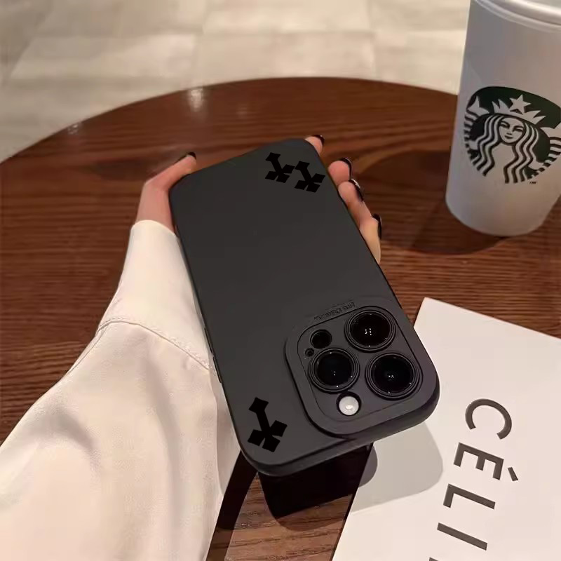 가을 분위기 크로스 패턴 아이폰 케이스 (아이폰 17  - Phone Accessories Kiosk 리뷰 및 가격