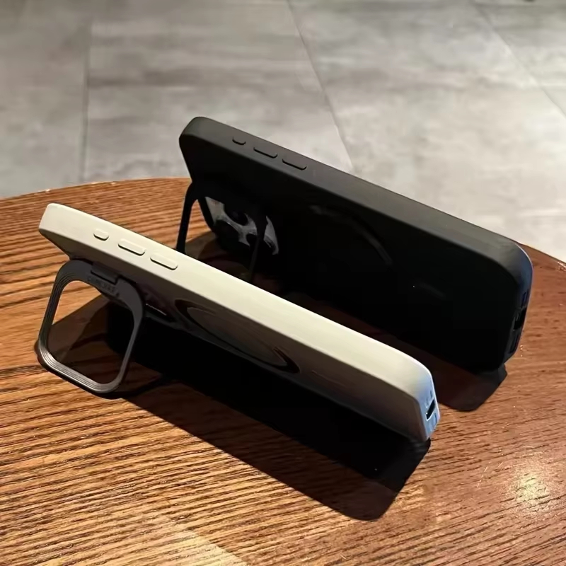 새로운 킥스탠드 스탠드가 있는 아이폰 17 프로 맥스  - Phone Accessories And Cases 리뷰 및 가격
