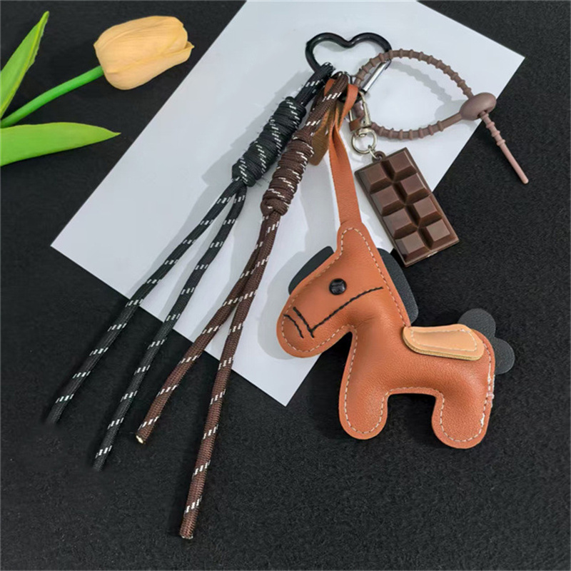 신상 INS 스타일 가죽 말띠 모양 휴대폰 가방 걸이끈 - Phone Accessories From China 리뷰 및 가격